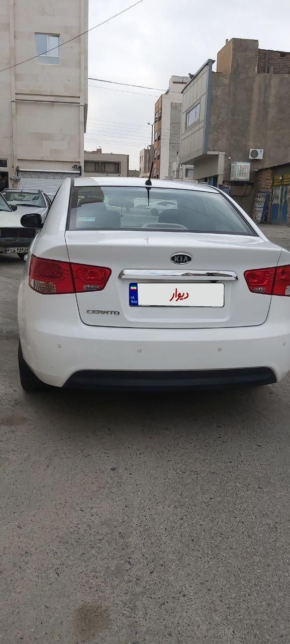 کیا سراتو 2.0 لیتر اتوماتیک GT لاین - 2017