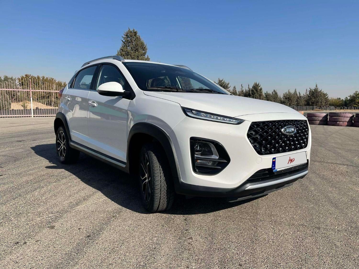 ام وی ام X22 دنده ای اسپرت لاکچری - 2025