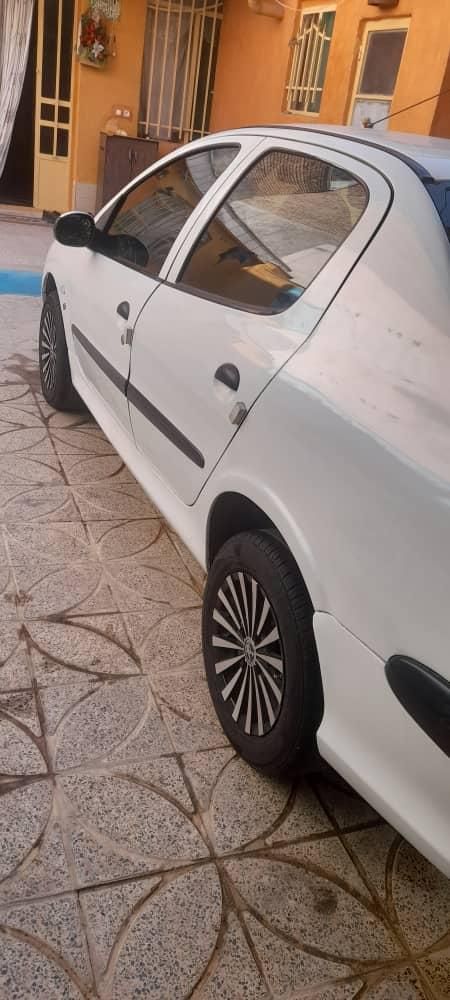 پژو ۲۰۶ صندوق دار v8 - 1396