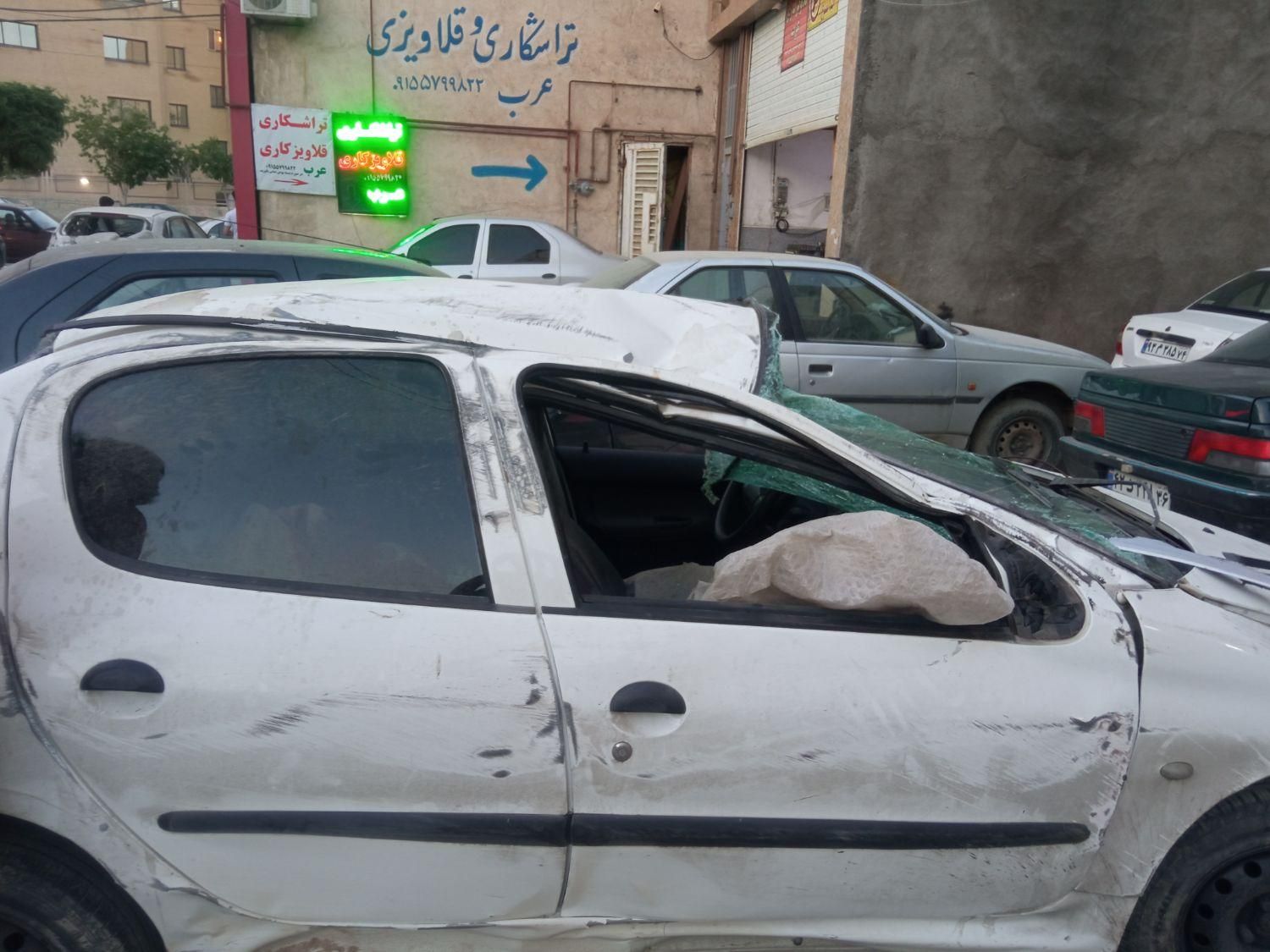 پژو ۲۰۶ صندوق دار v8 - 1395