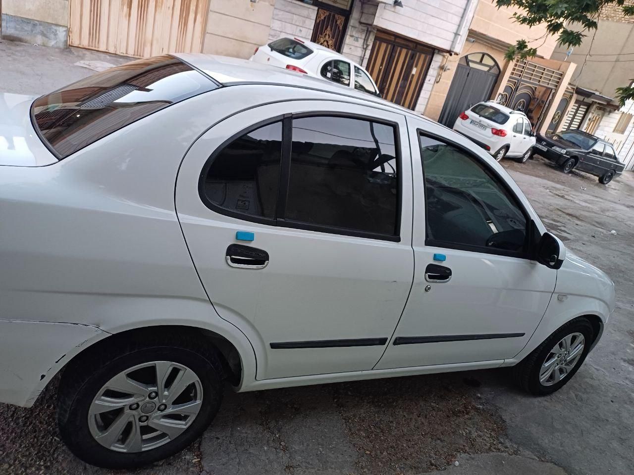تیبا صندوق دار SX - 1398