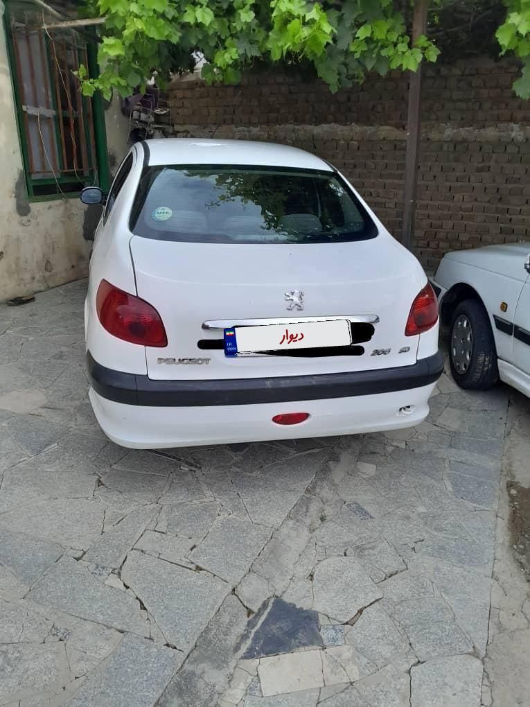 خودرو پژو، ۲۰۶ صندوق دار آگهی ann_18472109