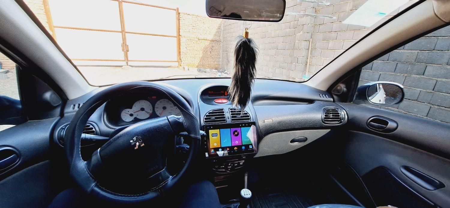 پژو ۲۰۶ صندوق دار v8 - 1397
