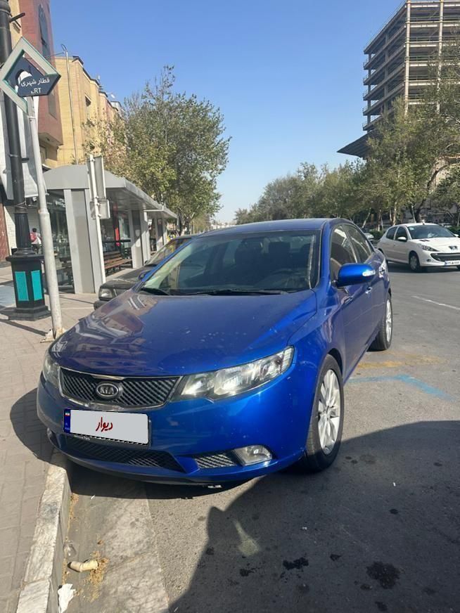 کیا سراتو 2.0 لیتر اتوماتیک GT لاین - 2010