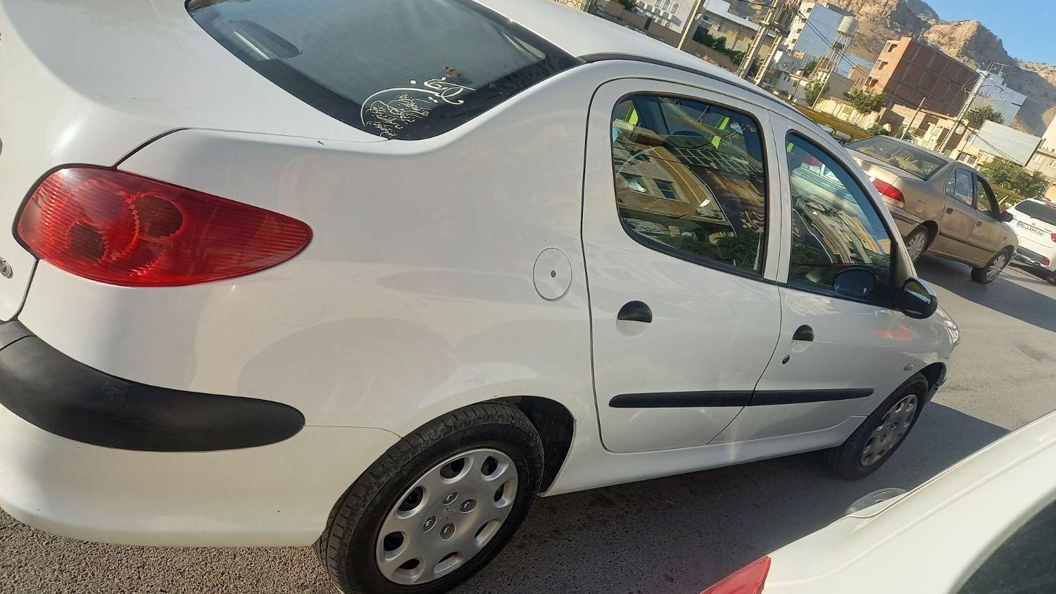 پژو ۲۰۶ صندوق دار v8 - 1395