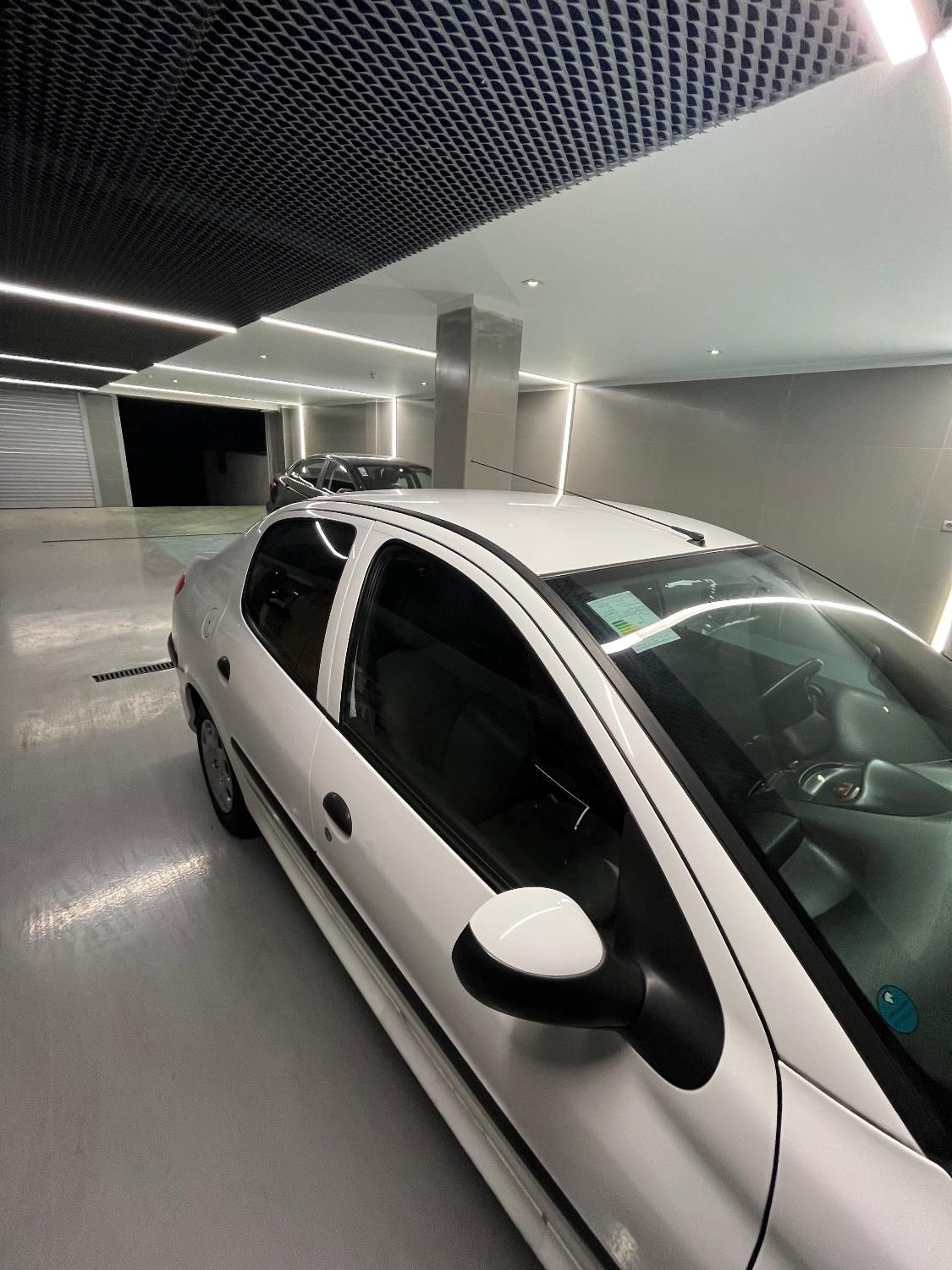 پژو ۲۰۶ صندوق دار v8 - 1399