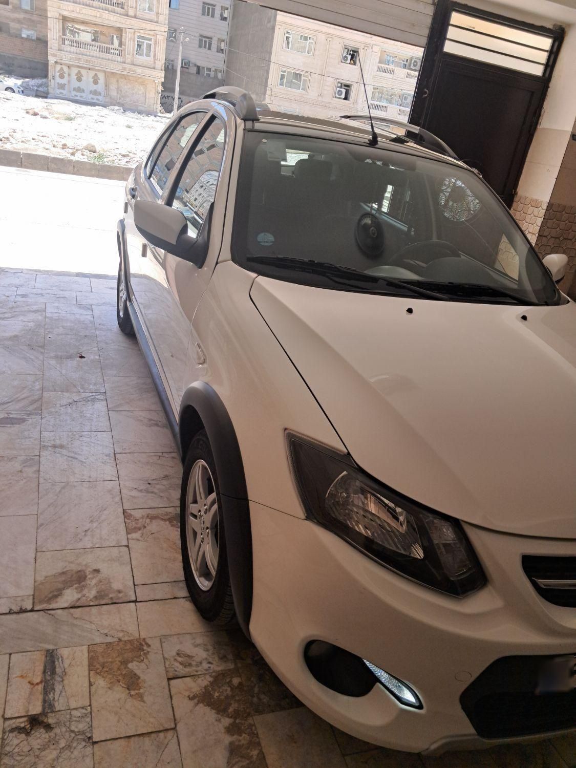 خودرو کوییک، R آگهی ann_18474389