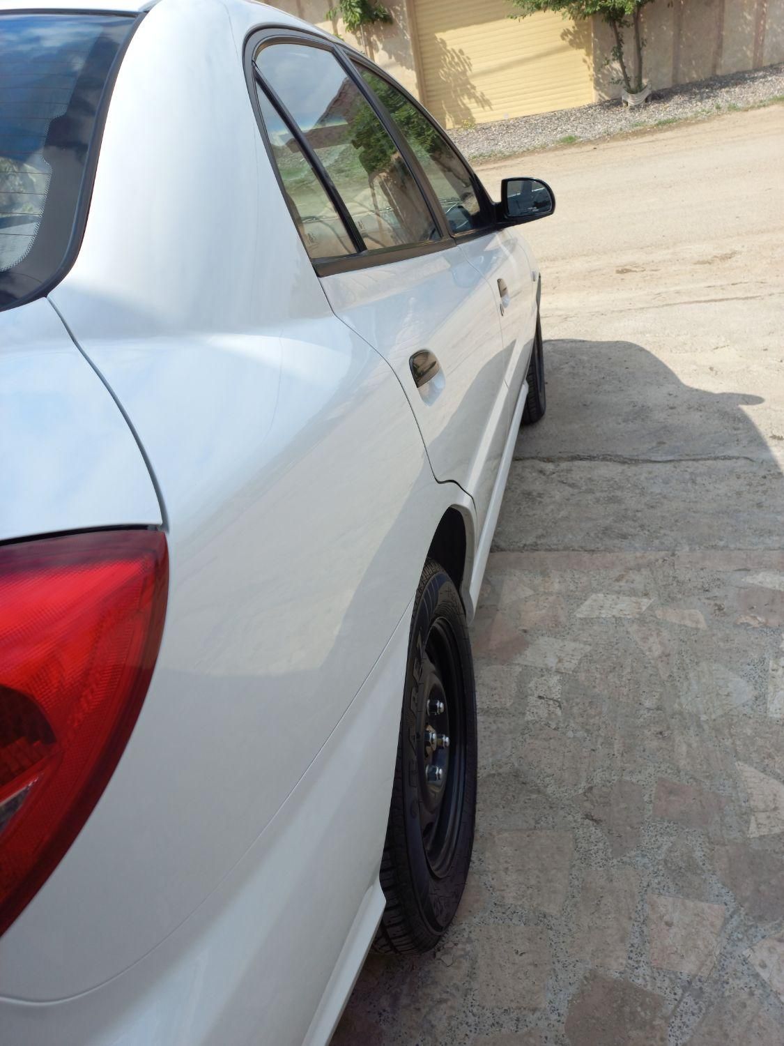 کیا ریو صندوقدار فول UB - 2015