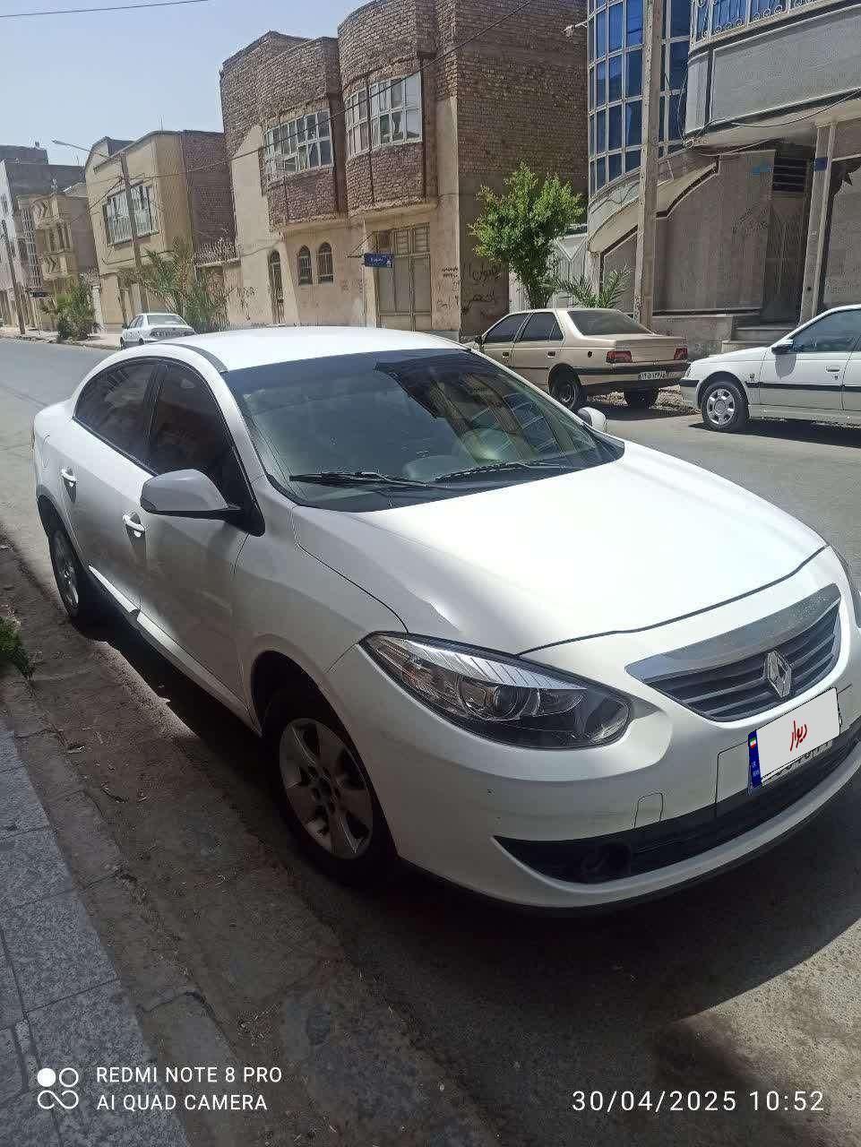 رنو فلوئنس اتوماتیک E2 - 2012