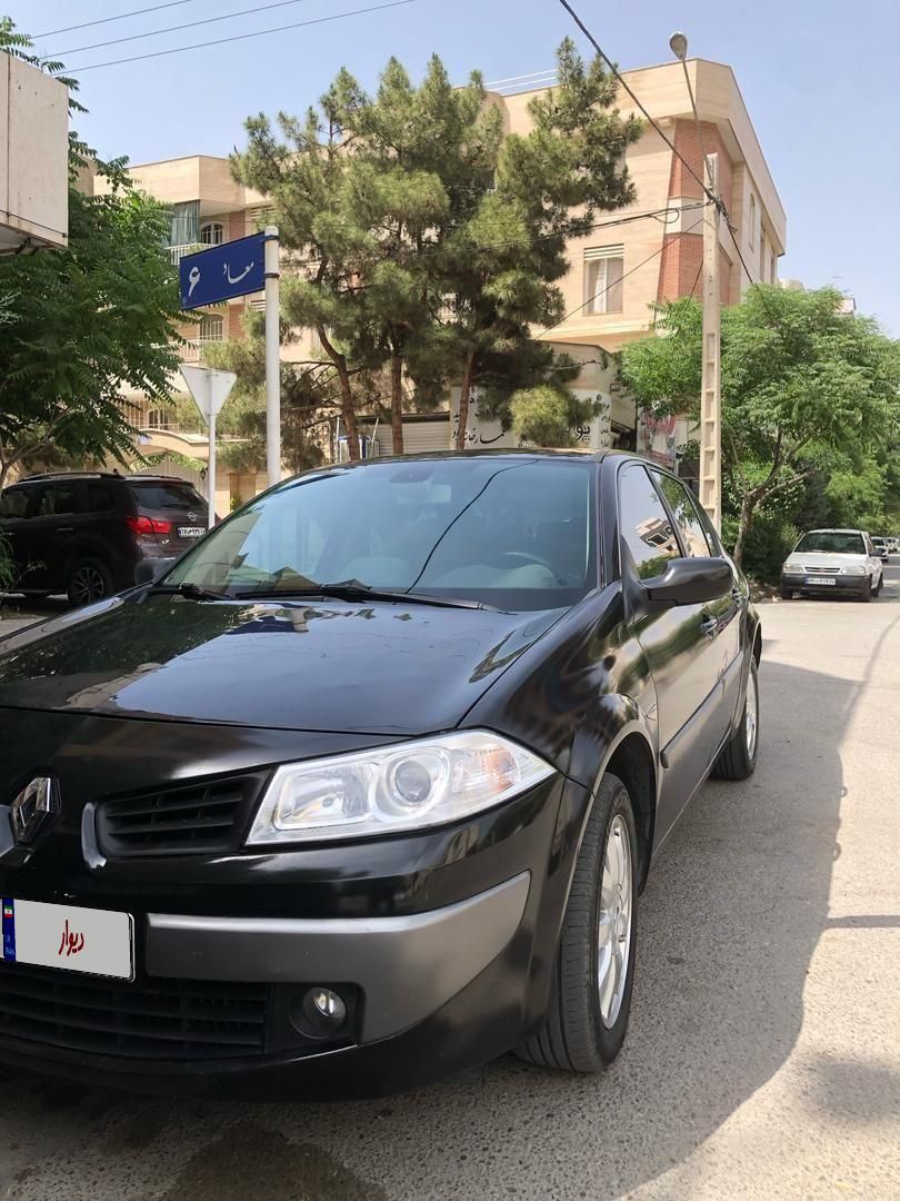 رنو مگان پارس خودرو 2000 - 2011