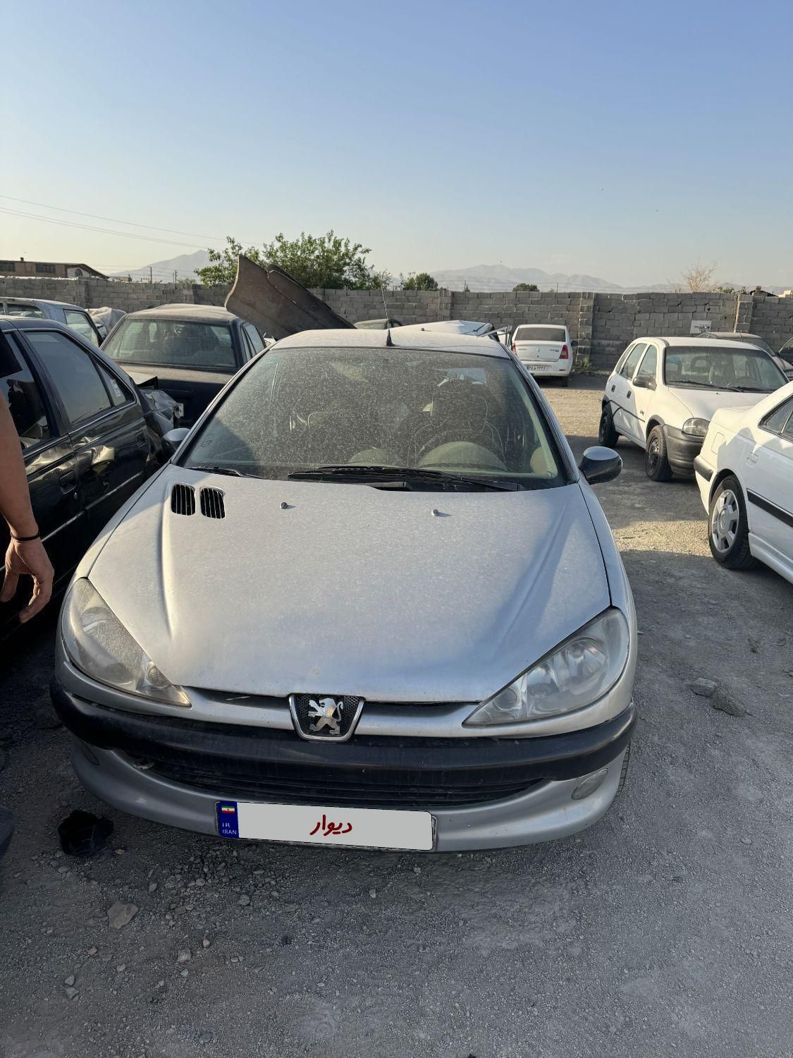 پژو ۲۰۶ صندوق دار v8 - 1386