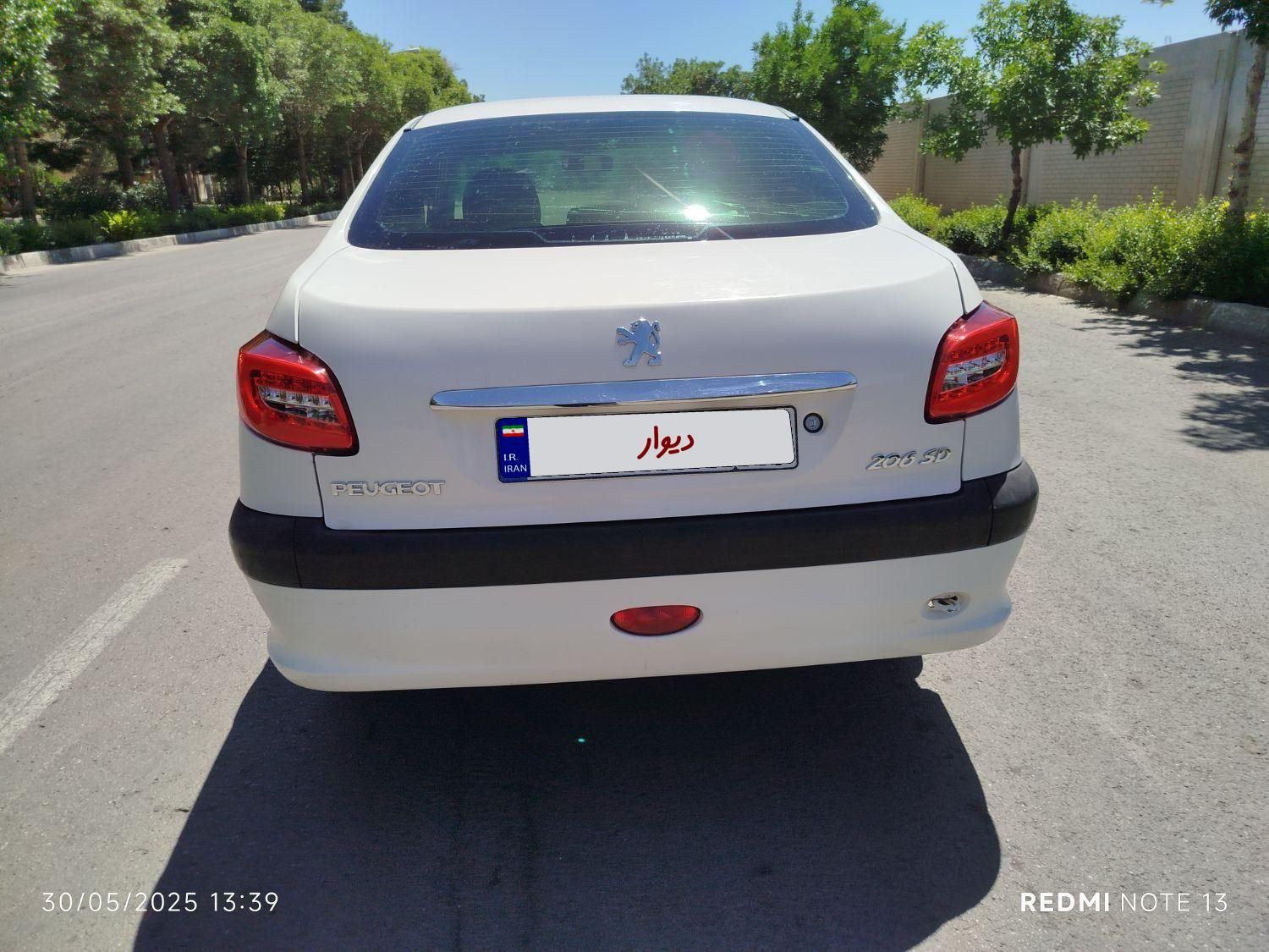 پژو ۲۰۶ صندوق دار v20 - 1388