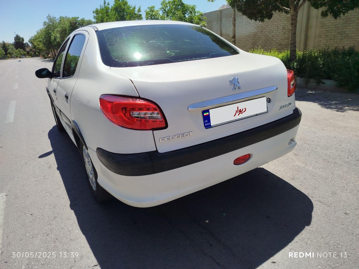 پژو ۲۰۶ صندوق دار v20 - 1388