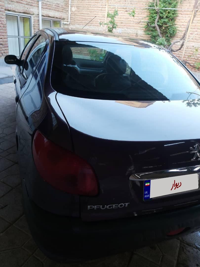 پژو ۲۰۶ صندوق دار v8 - 1395