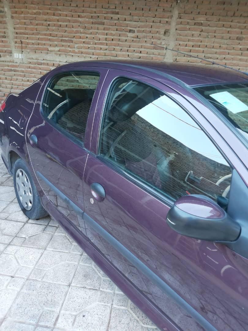 پژو ۲۰۶ صندوق دار v8 - 1395