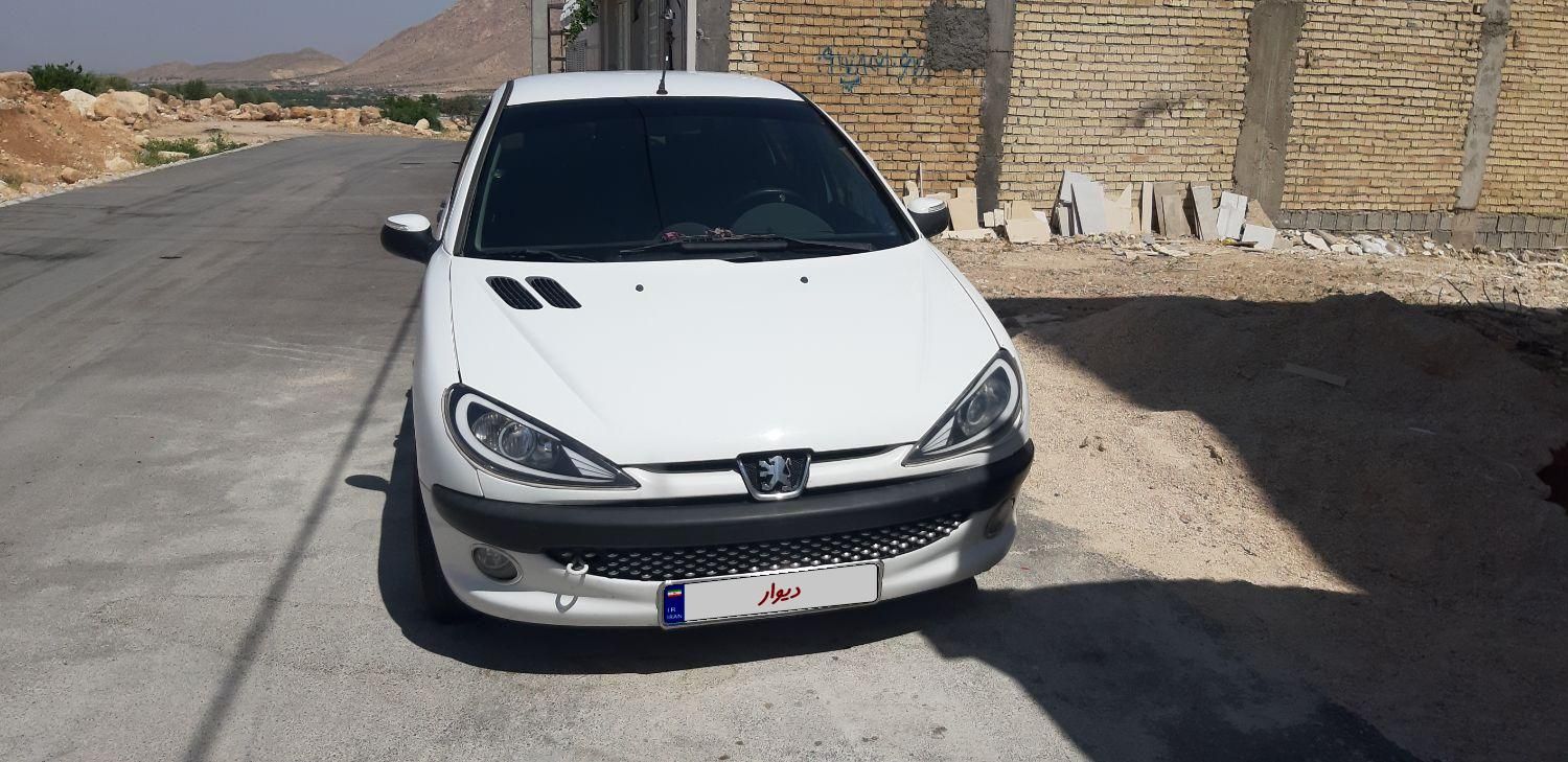 پژو ۲۰۶ صندوق دار v8 - 1397