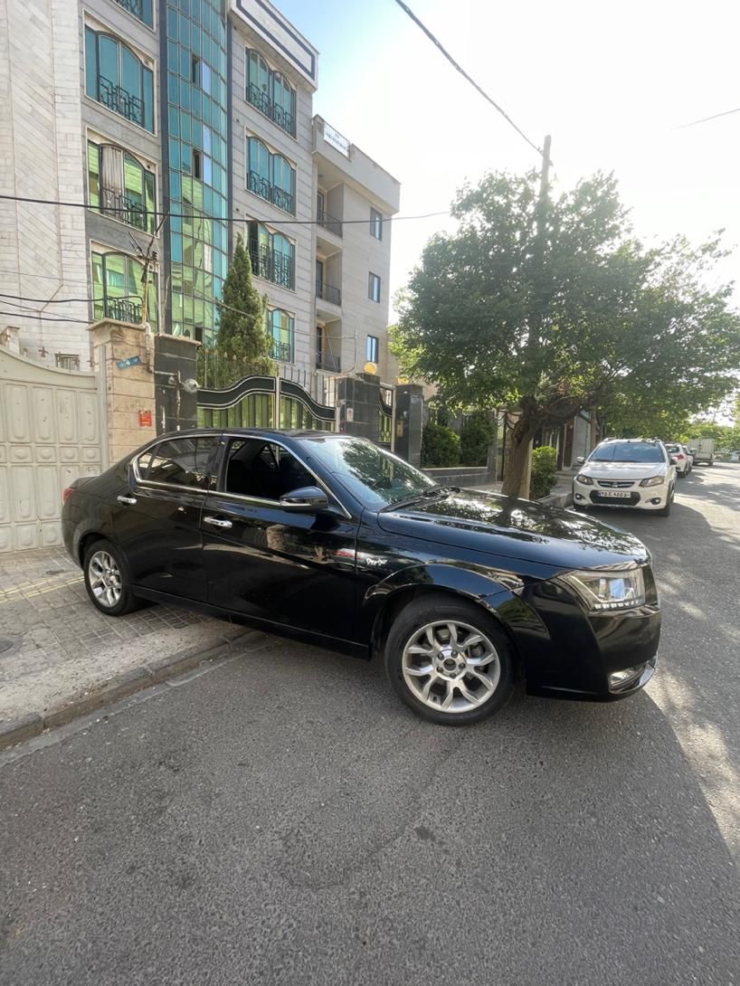 دنا پلاس توربو 6 دنده - 1402