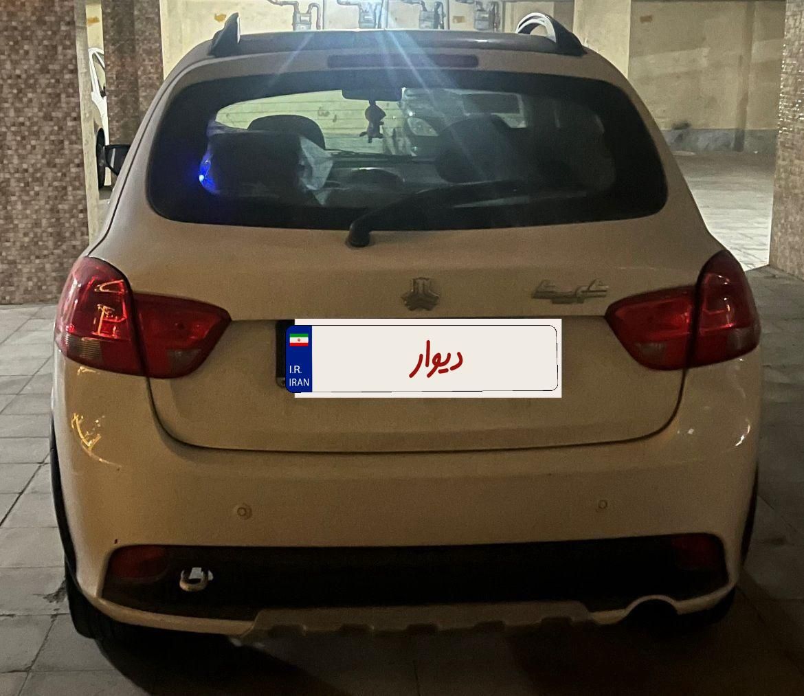 کوییک R دنده‌ای - 1402