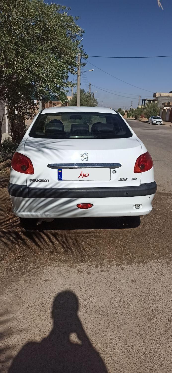 پژو ۲۰۶ صندوق دار v8 - 1395