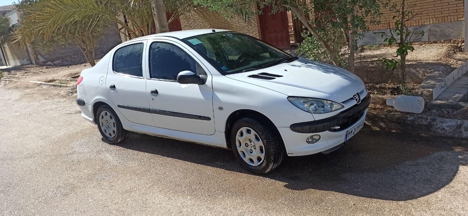 پژو ۲۰۶ صندوق دار v8 - 1395