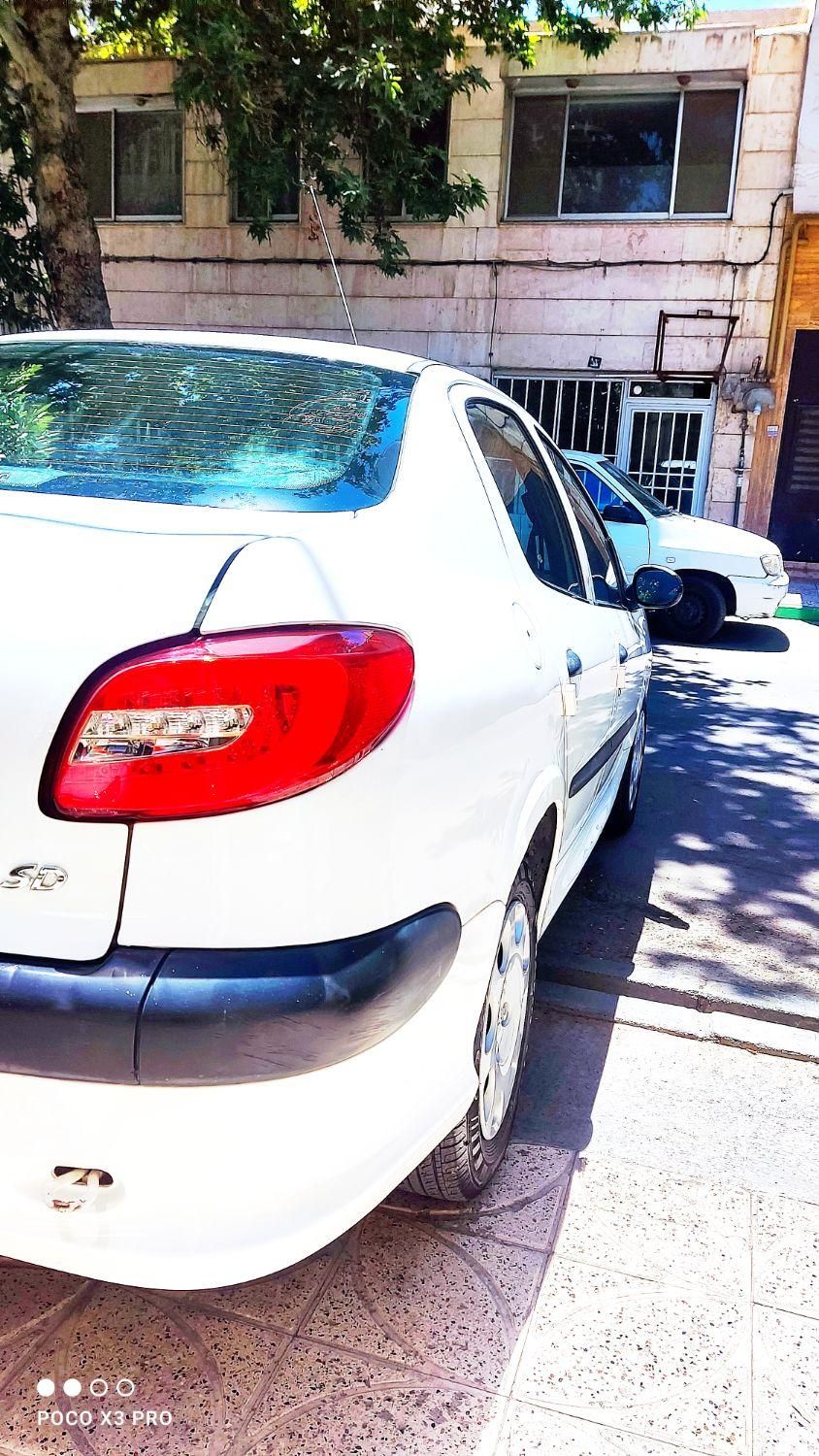 پژو ۲۰۶ صندوق دار v8 - 1394