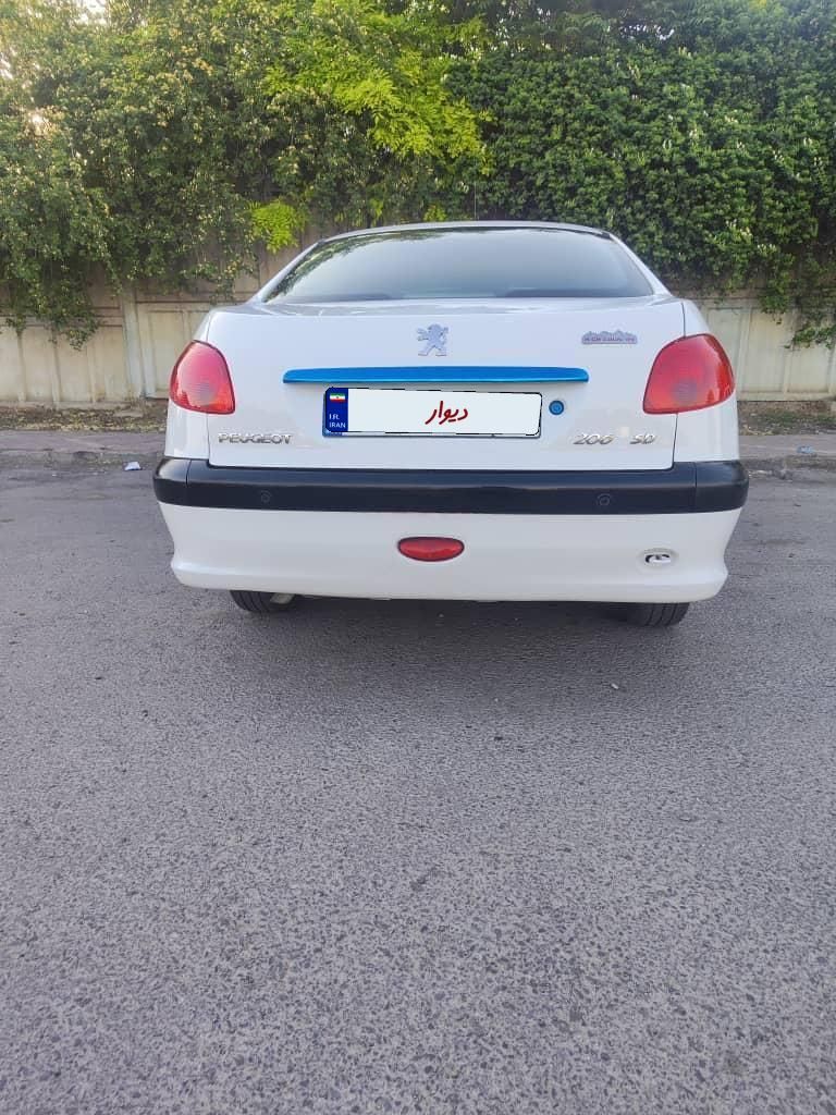 پژو ۲۰۶ صندوق دار v8 - 1395