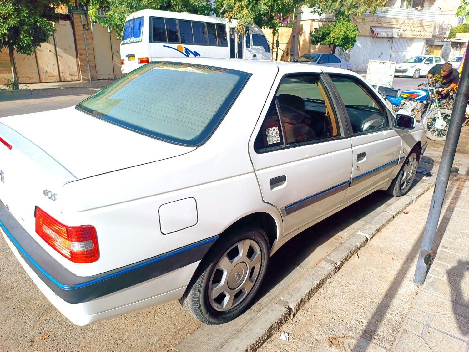 پژو 405 SLX بنزینی TU5 - 1399