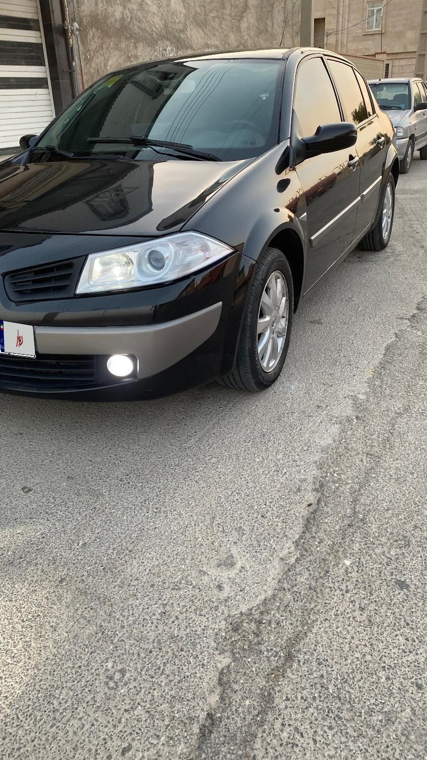 رنو مگان پارس خودرو 2000 - 2011