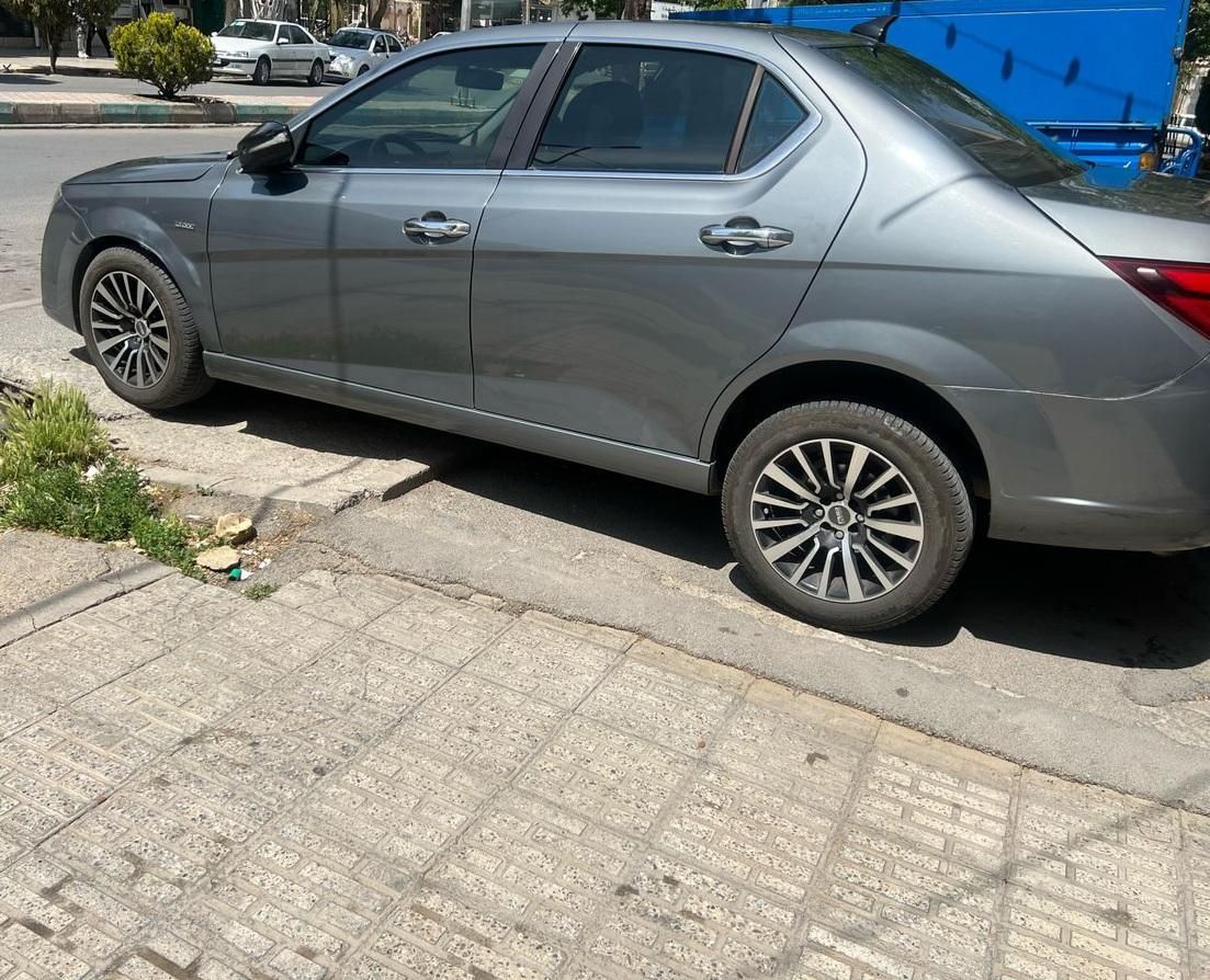 دنا پلاس تیپ ۲ سانروف ۴ ایربگ - 1396