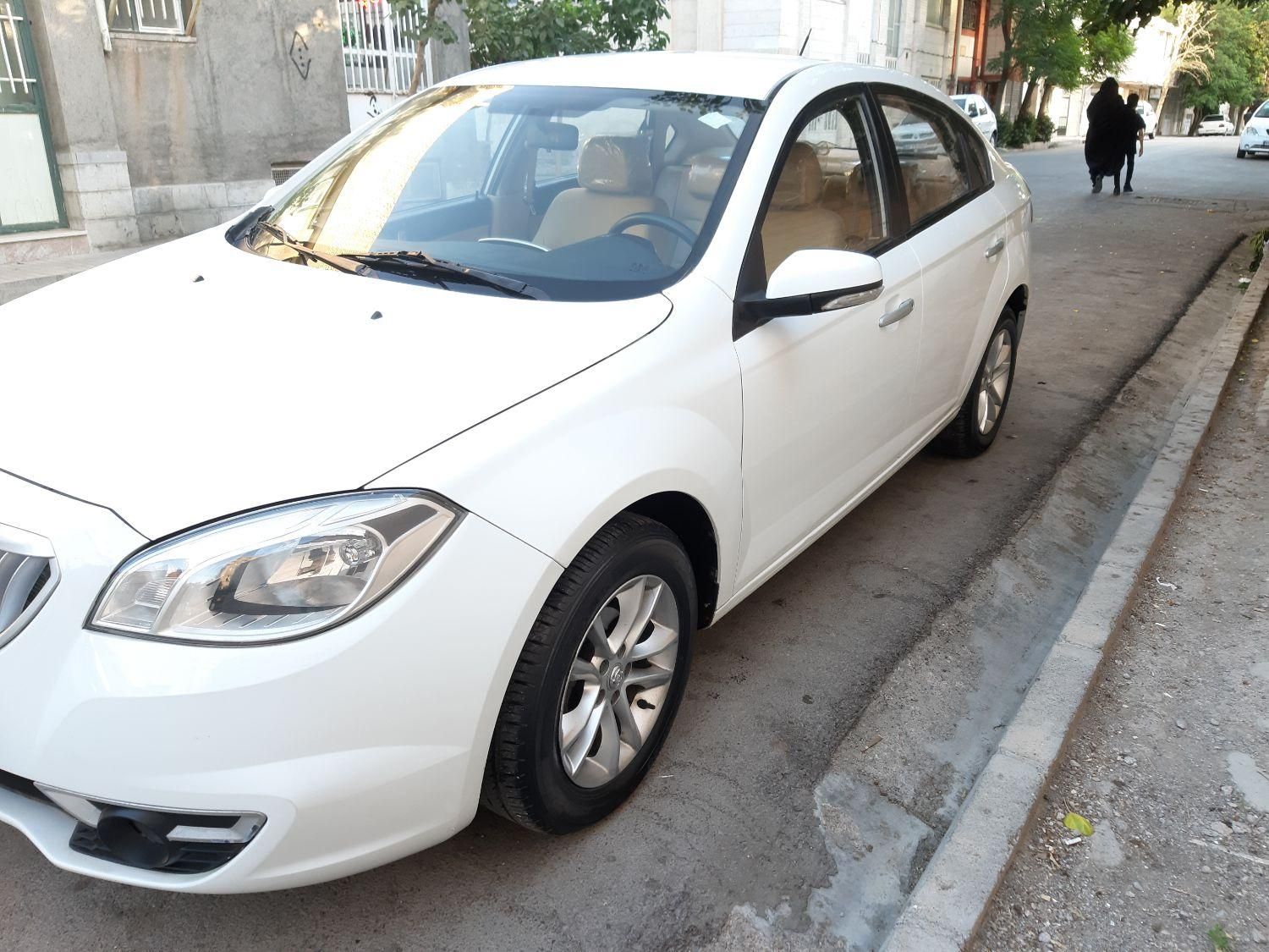 برلیانس H330 دنده‌ای 1500 - 2016