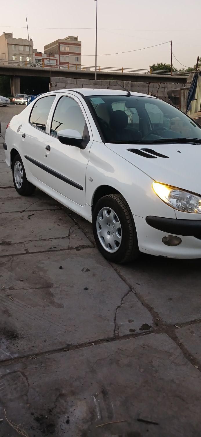پژو ۲۰۶ صندوق دار v8 - 1397