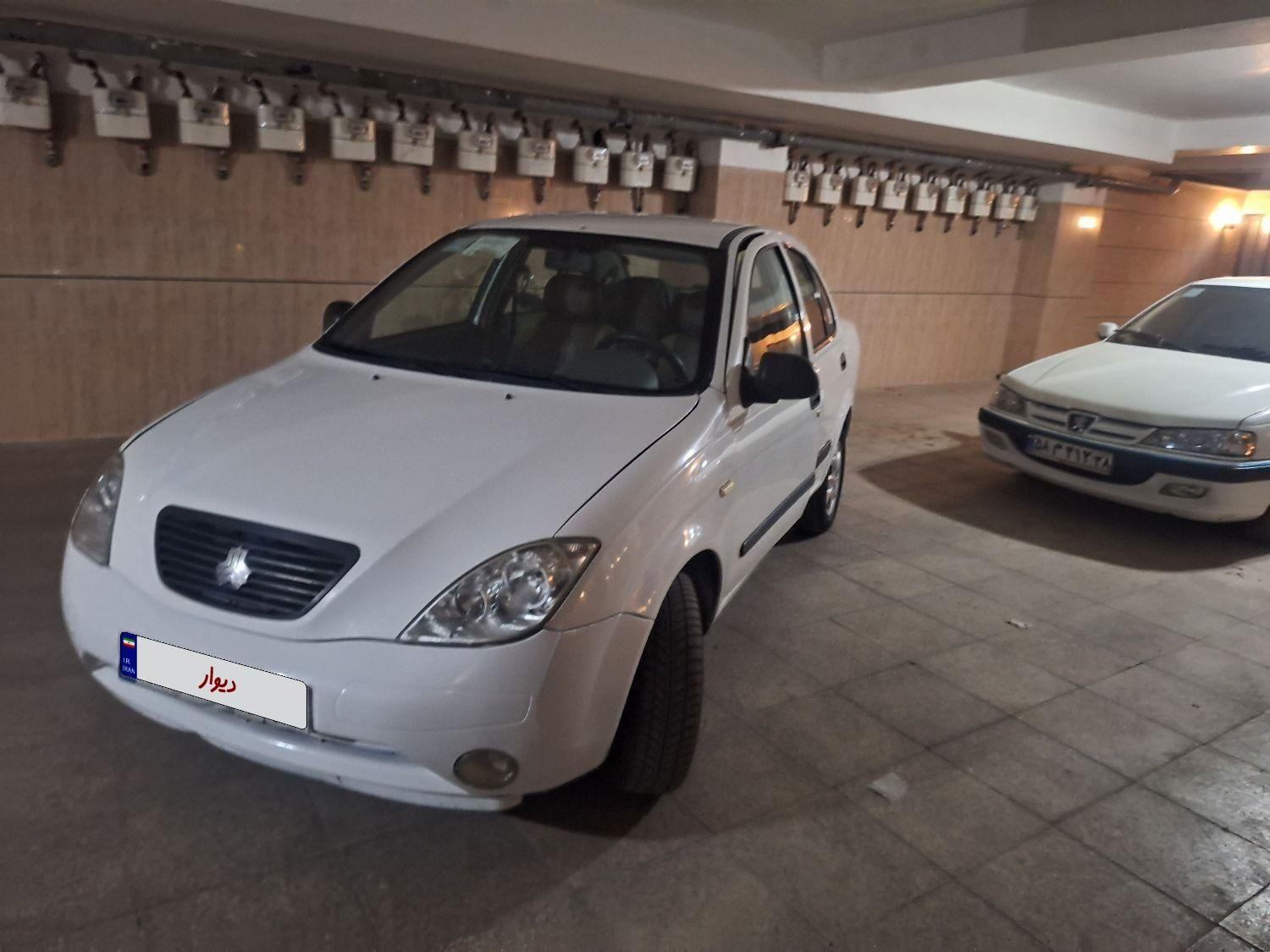 تیبا صندوق دار EX - 1395