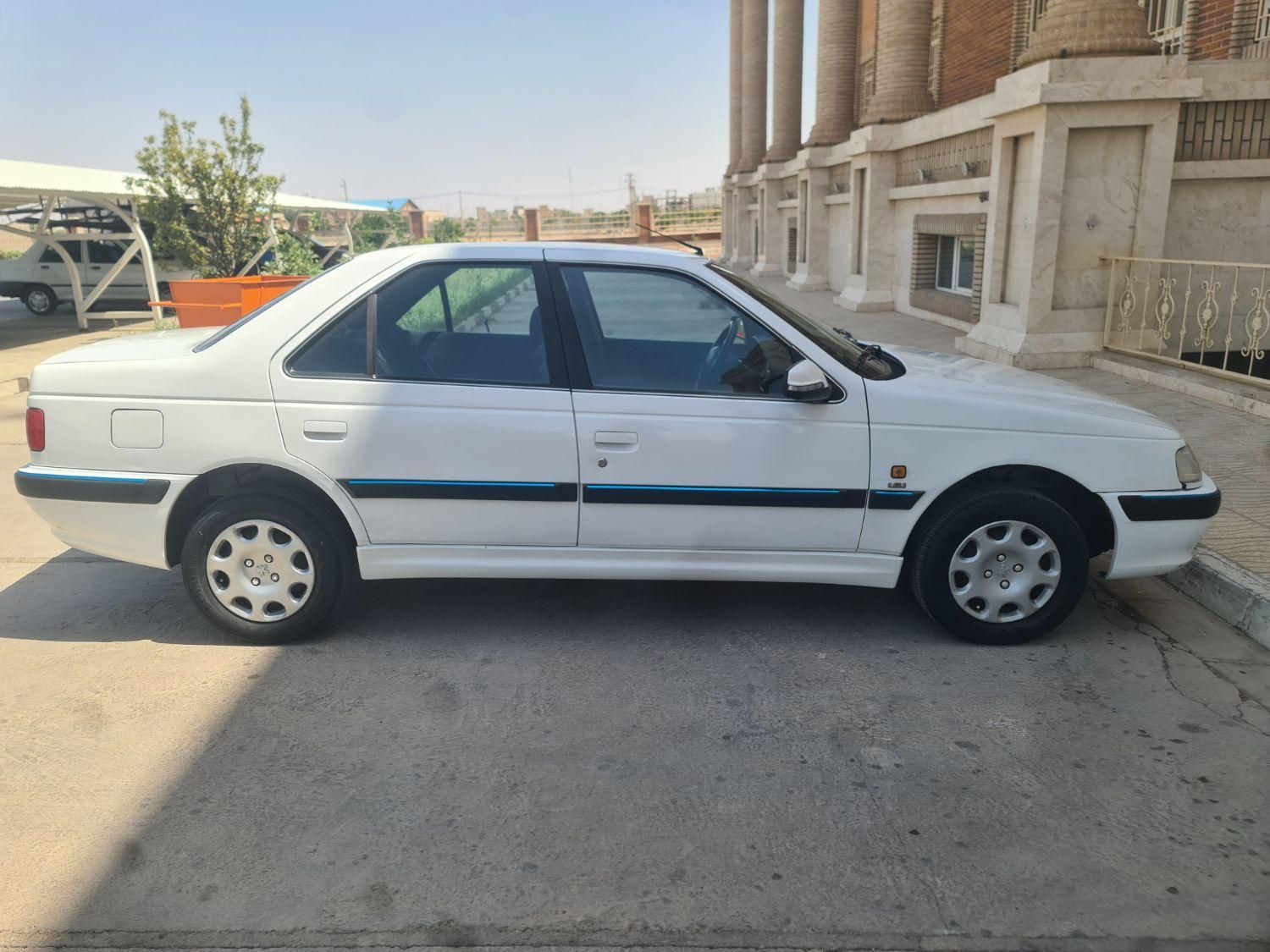 پژو پارس اتوماتیک - 1390
