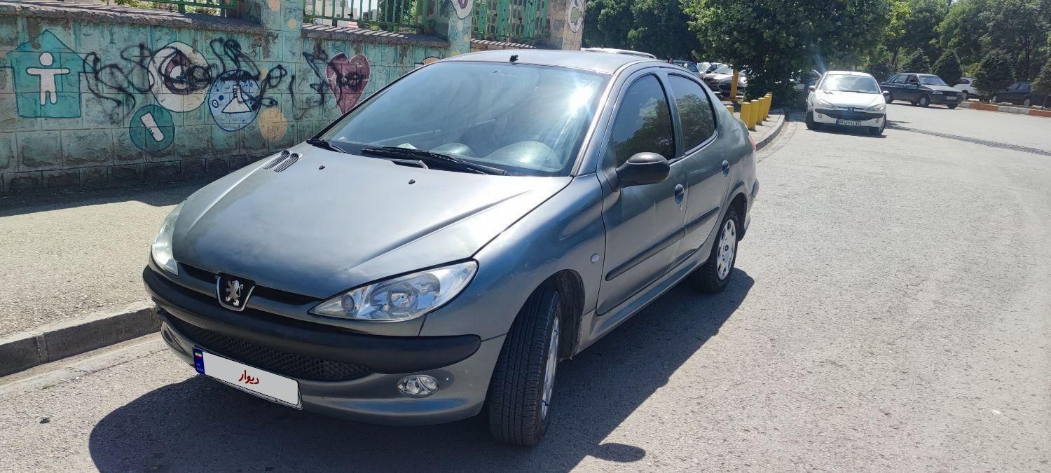پژو ۲۰۶ صندوق دار v8 - 1389