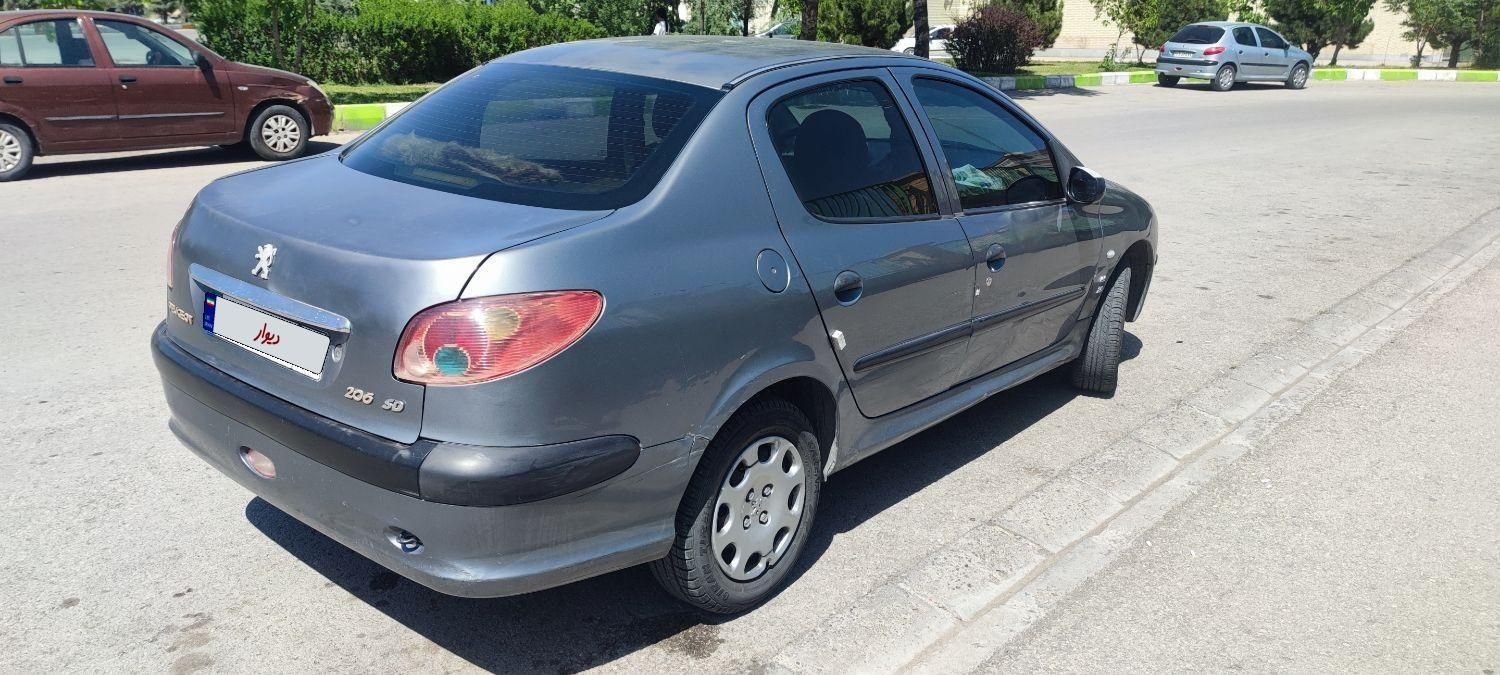 پژو ۲۰۶ صندوق دار v8 - 1389