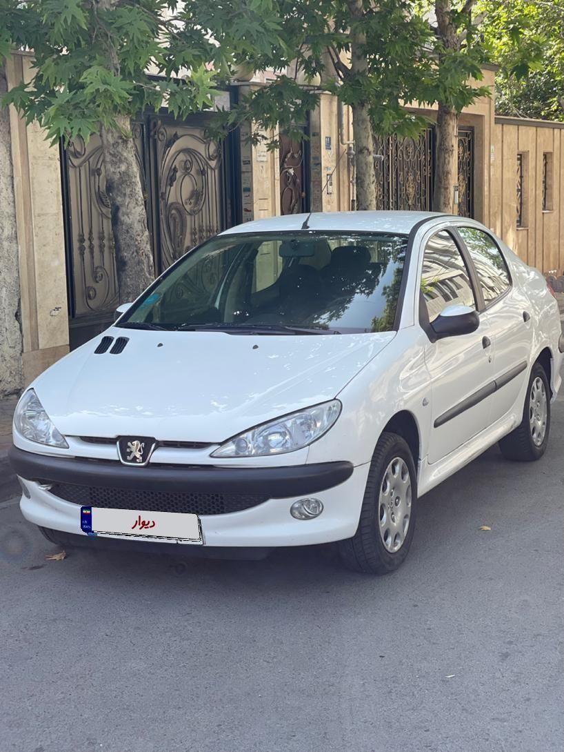 پژو ۲۰۶ صندوق دار v8 - 1390