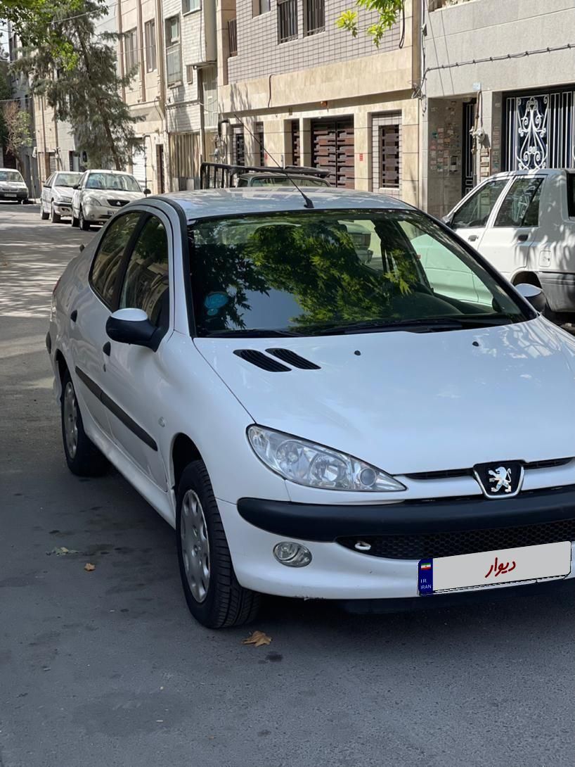 پژو ۲۰۶ صندوق دار v8 - 1390