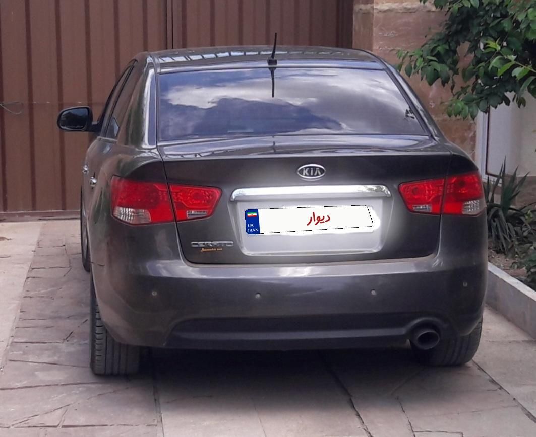 کیا سراتو 2.0 لیتر اتوماتیک GT لاین - 2011