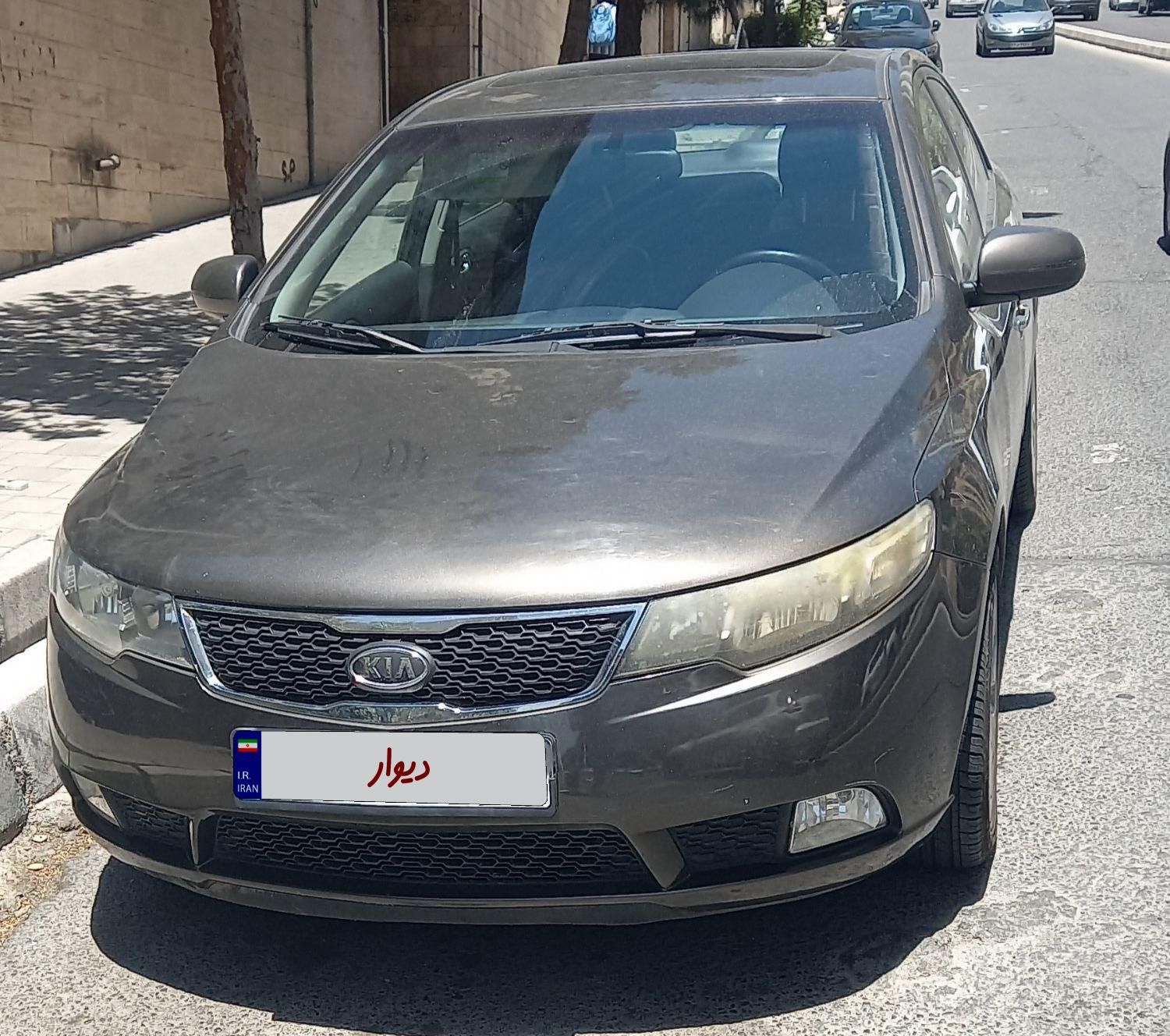 کیا سراتو 2.0 لیتر اتوماتیک GT لاین - 2011