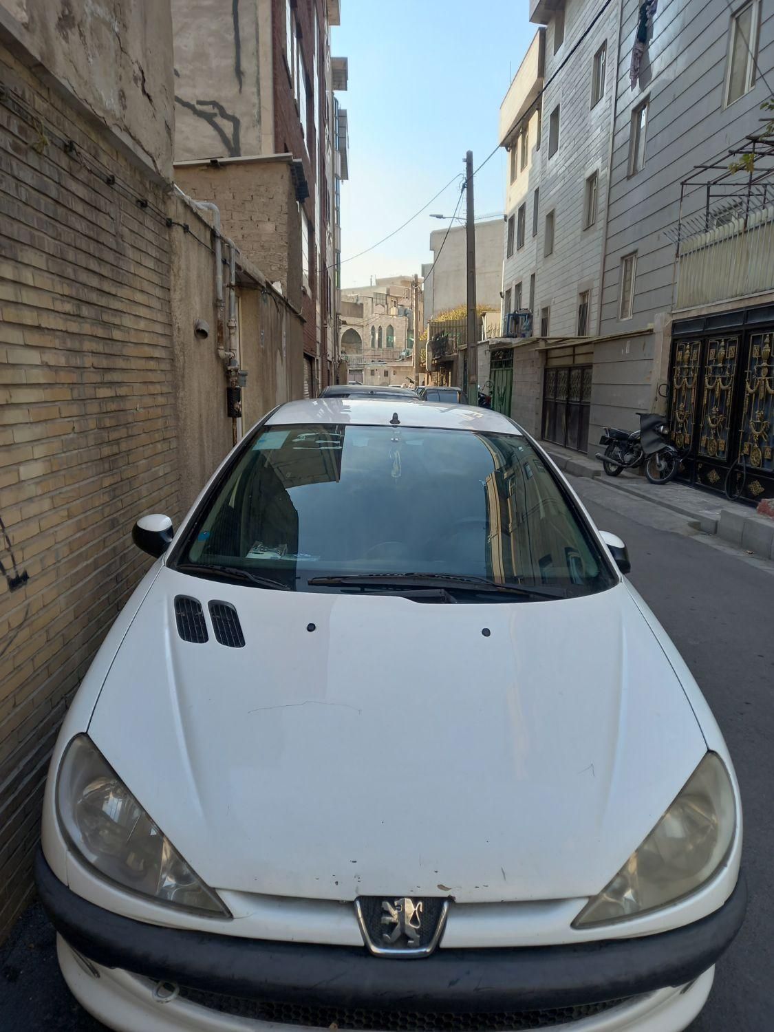 پژو ۲۰۶ صندوق دار v8 - 1395