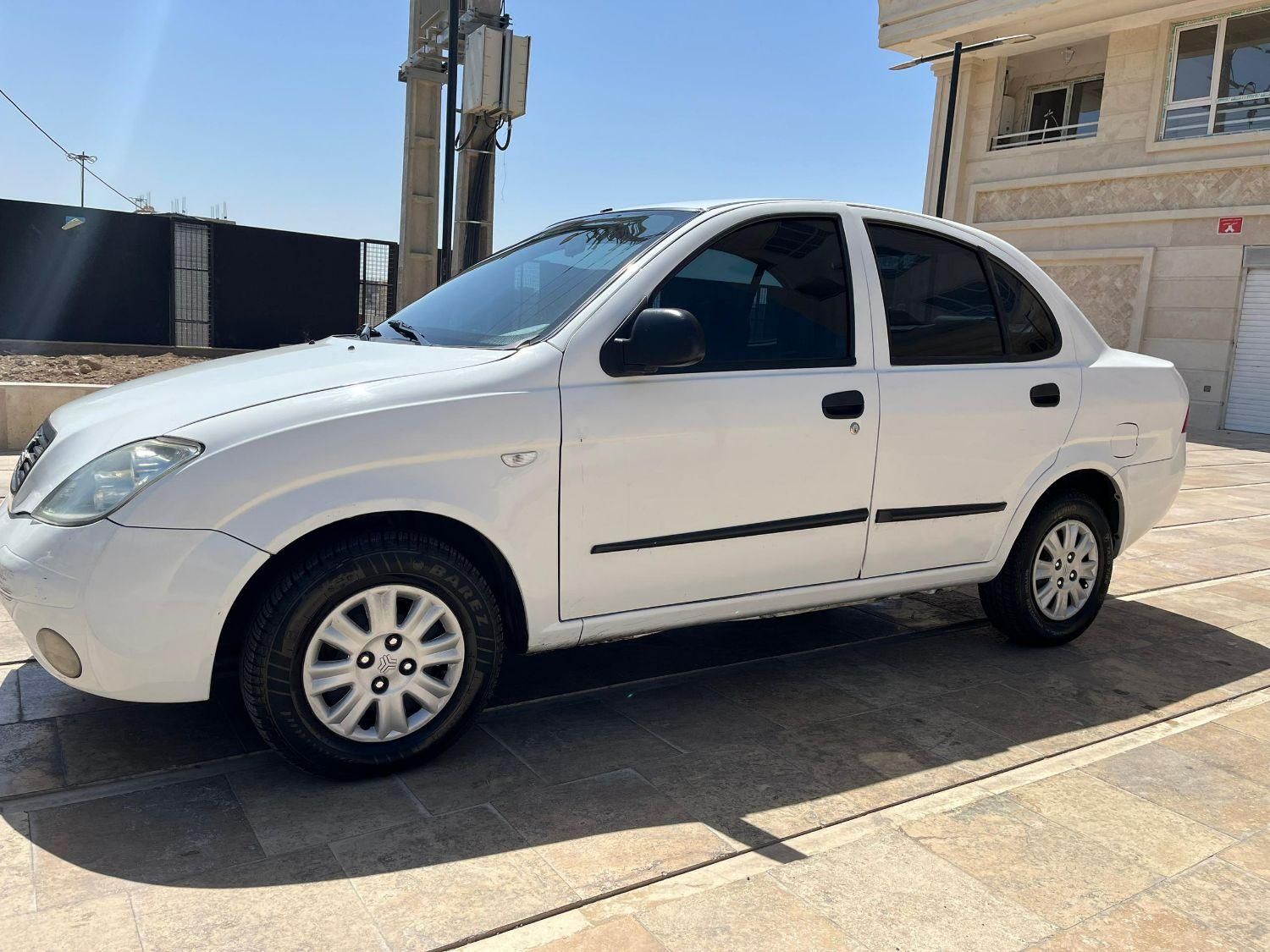 تیبا صندوق دار EX - 1395