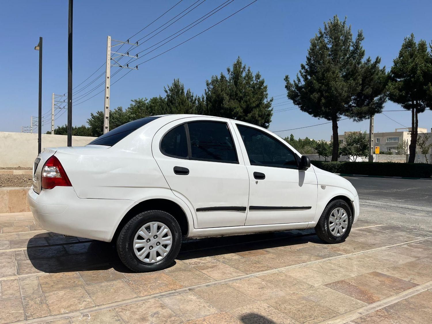 تیبا صندوق دار EX - 1395
