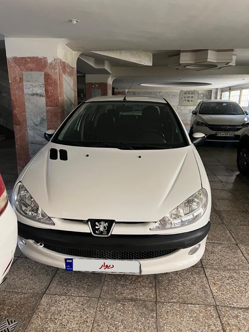 پژو ۲۰۶ صندوق دار v8 - 1394