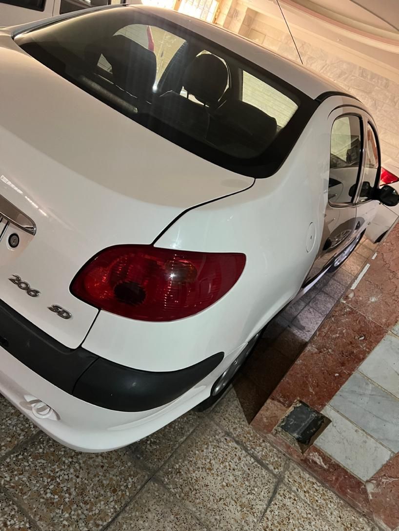 پژو ۲۰۶ صندوق دار v8 - 1394