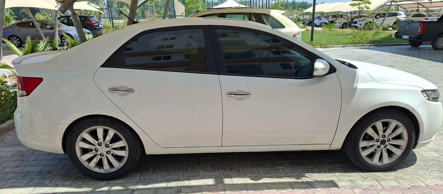 کیا سراتو 2.0 لیتر اتوماتیک GT لاین - 2011