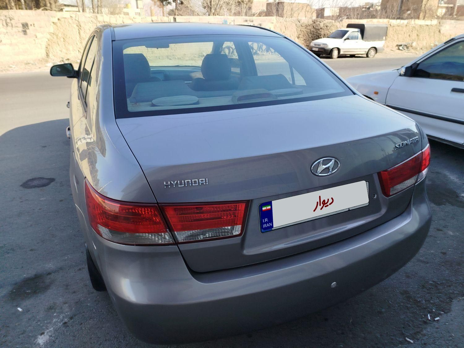 هیوندای سوناتا دنده‌ای NF 2400 - 2006