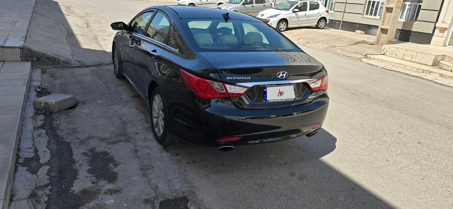 هیوندای سوناتا فول YF - 2014