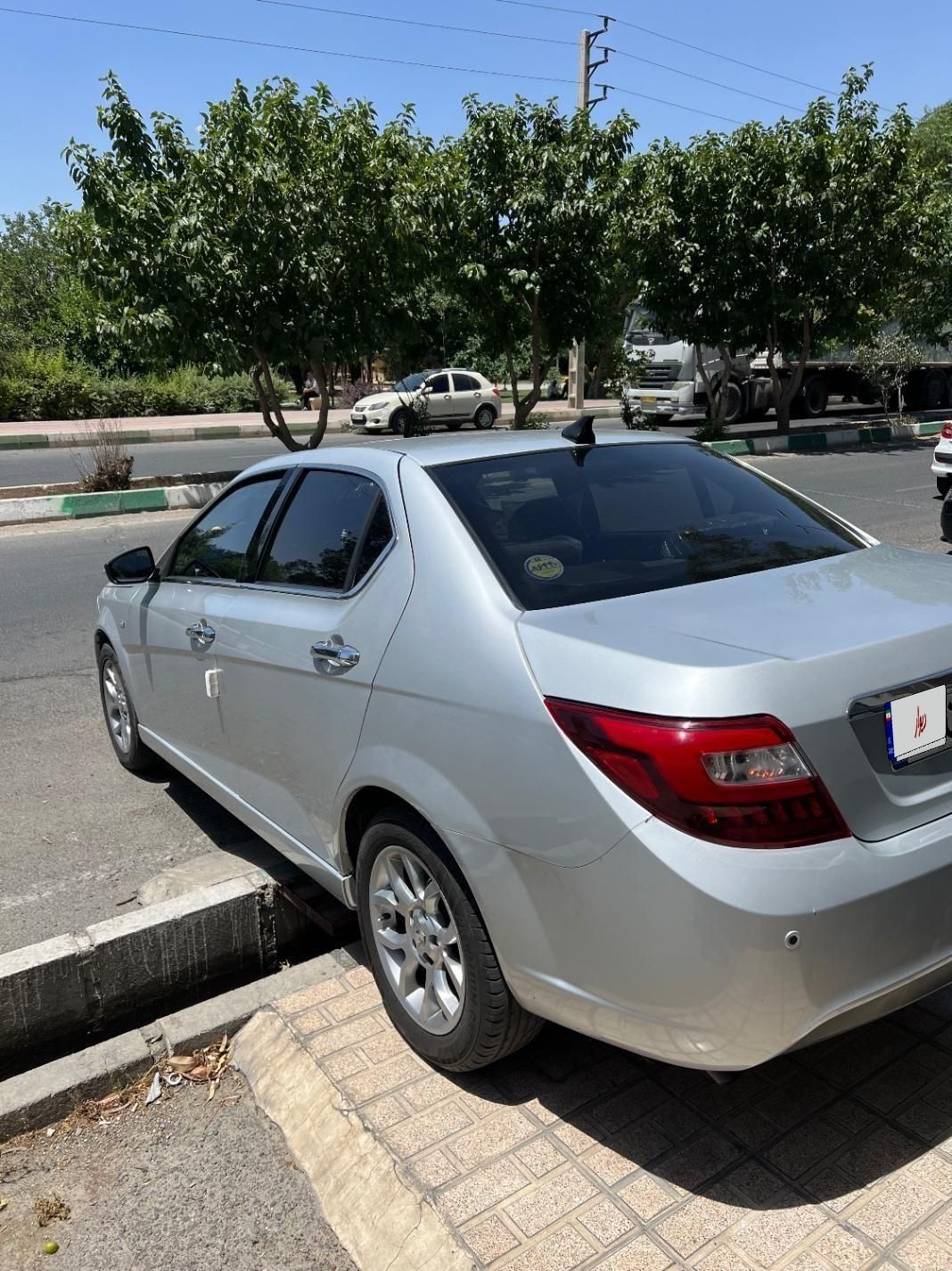 دنا پلاس توربو اتوماتیک - 1401