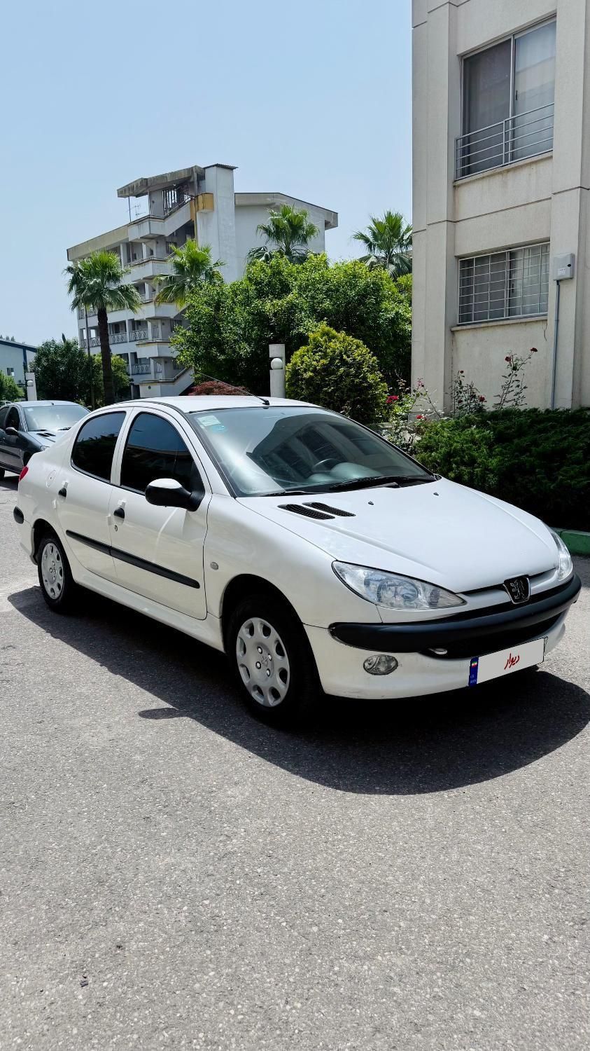 پژو ۲۰۶ صندوق دار v8 - 1390