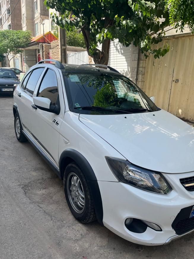 کوییک R دنده‌ای - 1399